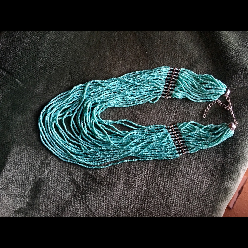 Ladies Turquoise Necklace